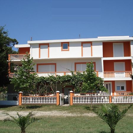 Apartments Brnjada Сутоморе Экстерьер фото
