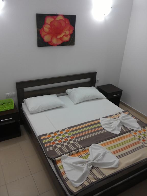 Apartments Brnjada Сутоморе Экстерьер фото